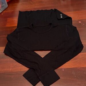Constantly Varied Gear Black Long Sleeve thermal  Tee size medium